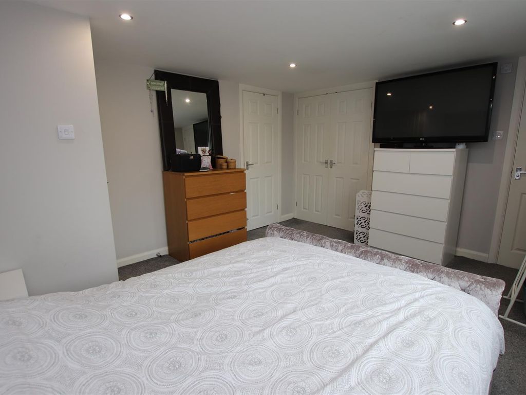 4 bed semi-detached house for sale in Apperley Road, Apperley Bridge, Bradford BD10, £275,000
