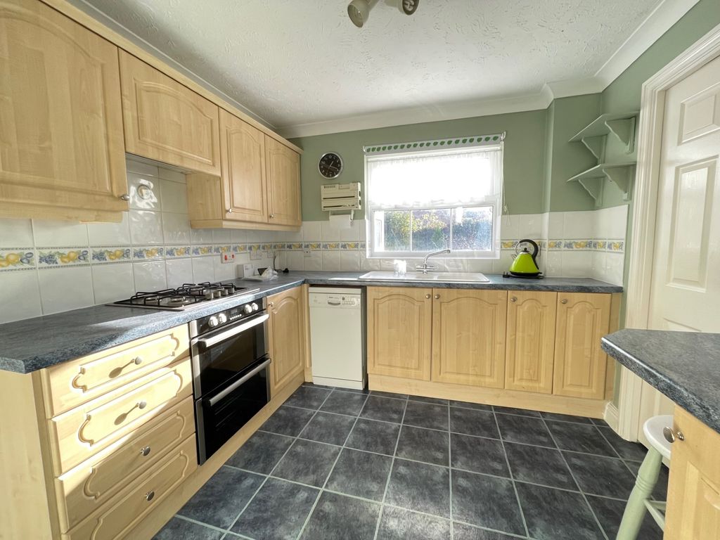 3 bed detached house for sale in Chapel Hill Court, Sleaford NG34, £225,000