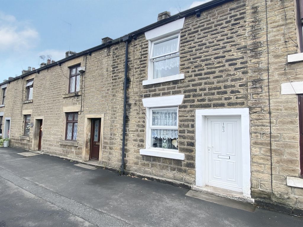 2 bed terraced house for sale in High Street West, Glossop SK13, £159,950