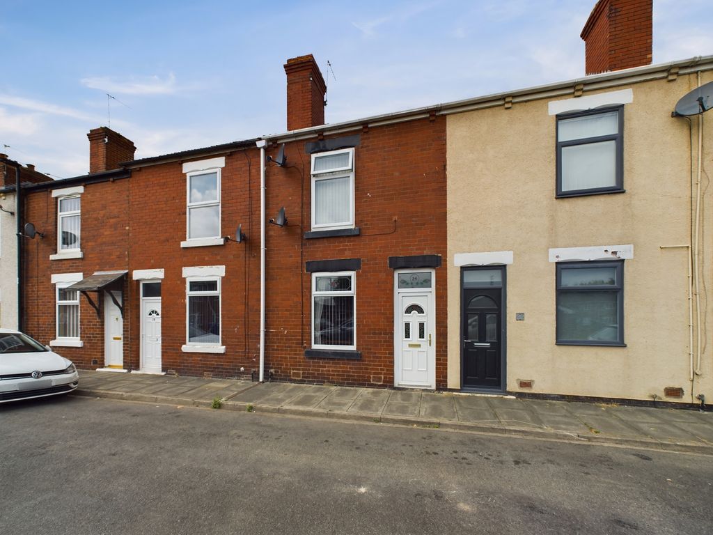 2 bed terraced house for sale in Ridgill Avenue, Skellow, Doncaster DN6, £90,000
