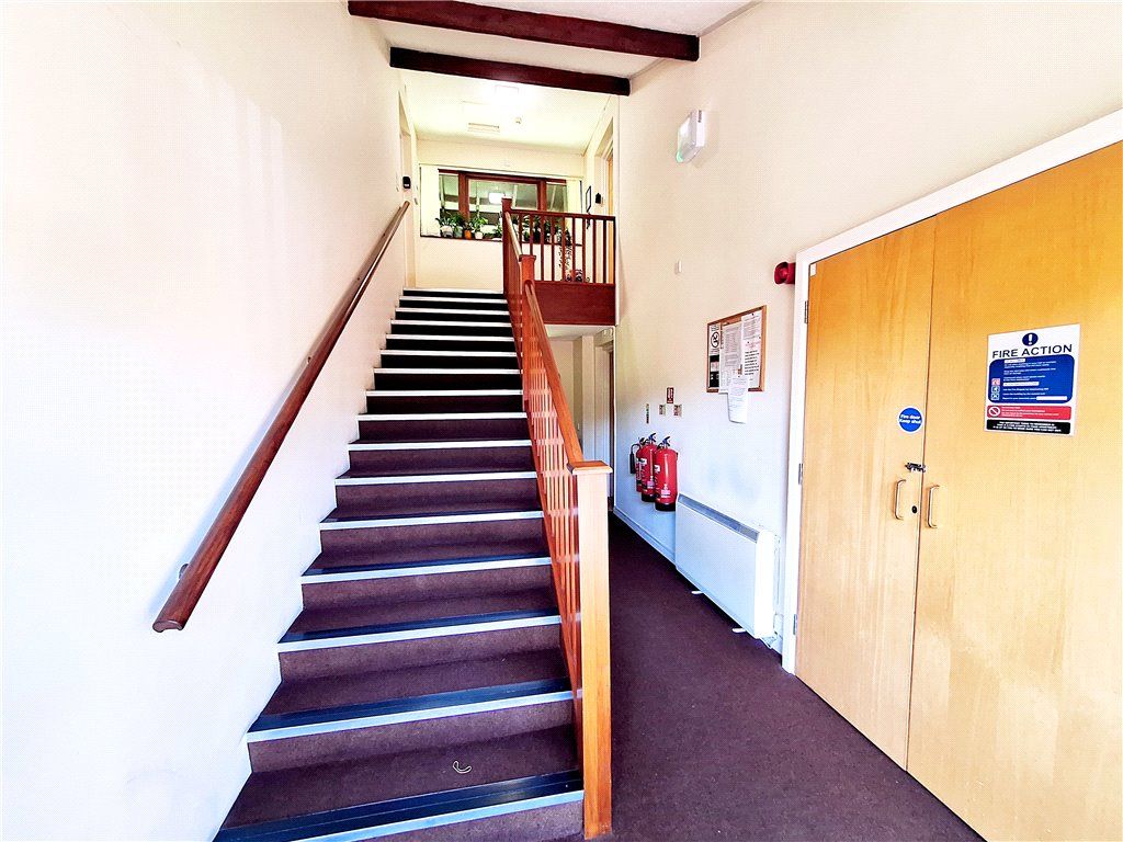 2 bed flat for sale in Glenside Court, Tygwyn Road, Penylan CF23, £200,000