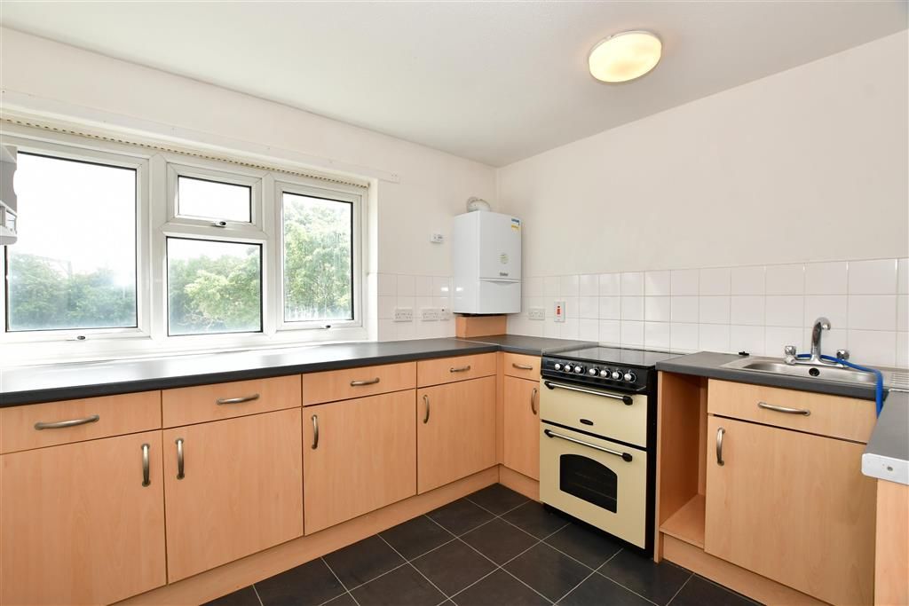 1 bed flat for sale in Sandon Road, Basildon, Essex SS14, Sale by tender