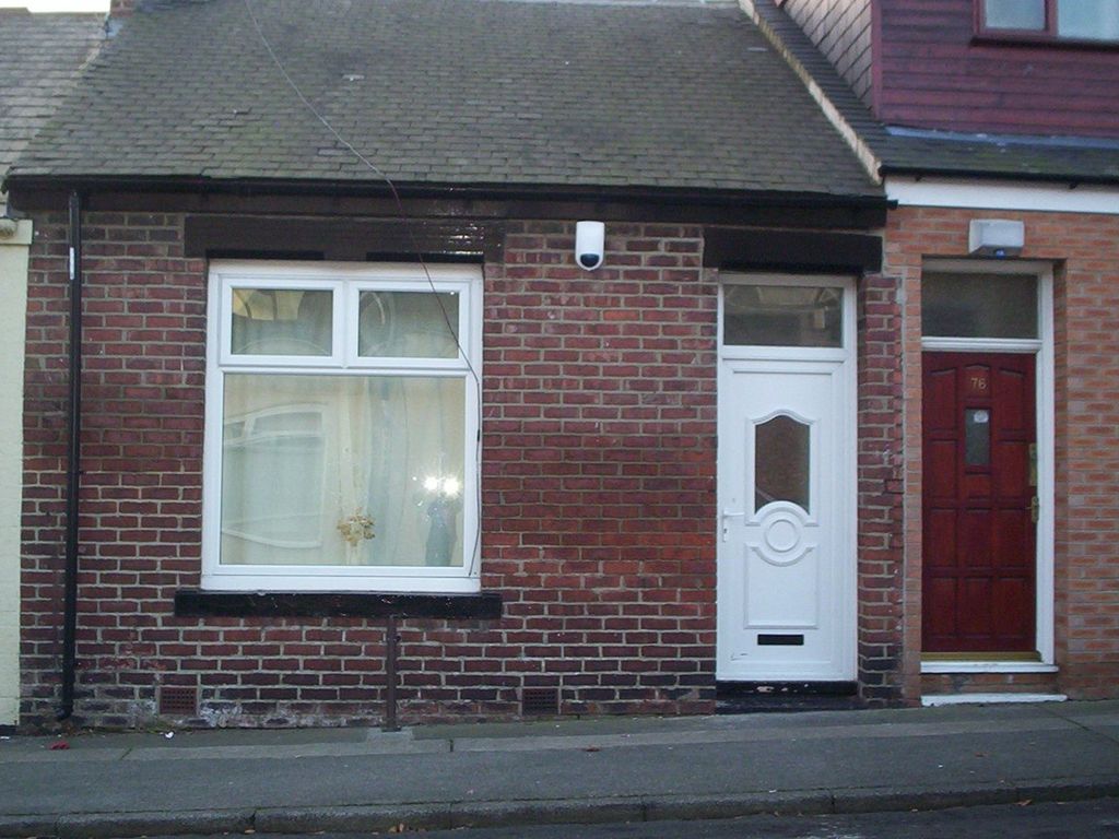 2 bed cottage for sale in Neville Road, Sunderland SR4, £80,000
