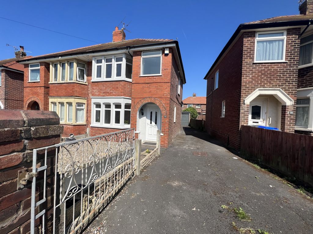 3 bed semi-detached house for sale in Fitzroy Road, Bispham FY2, £125,000
