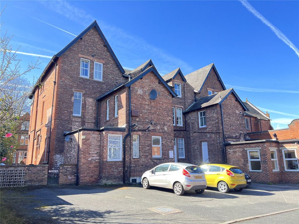 3 bed flat for sale in Howard Place, Carlisle, Cumbria CA1, £199,950