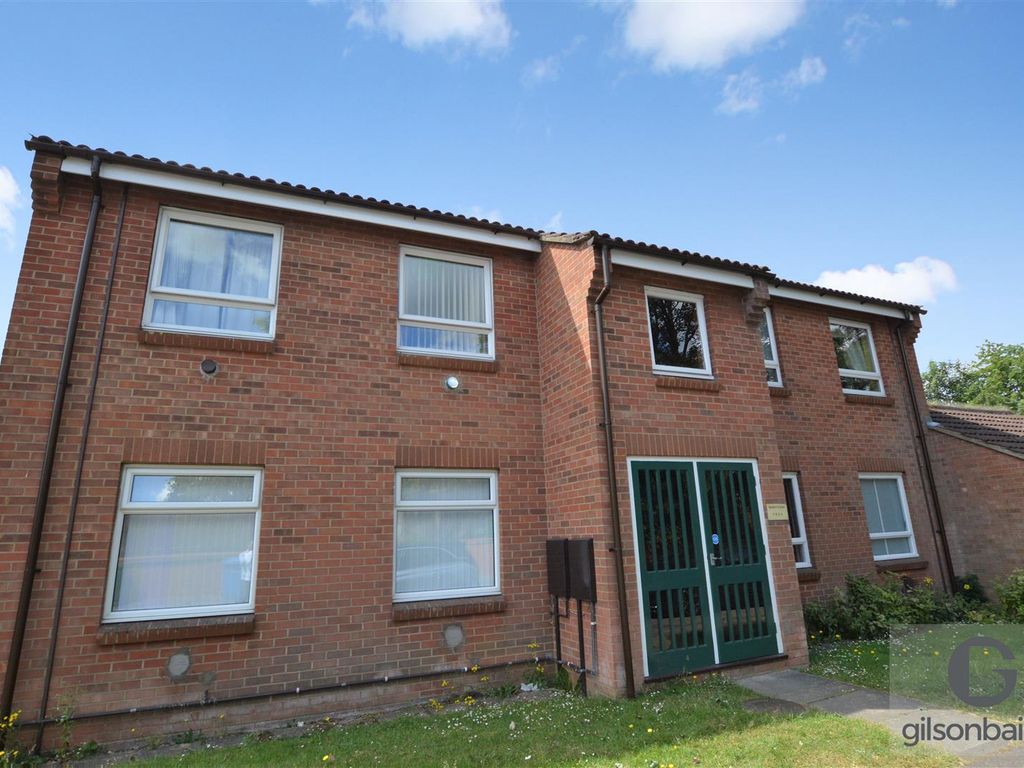 2 bed flat for sale in Baxter Court, Norwich NR3, £130,000