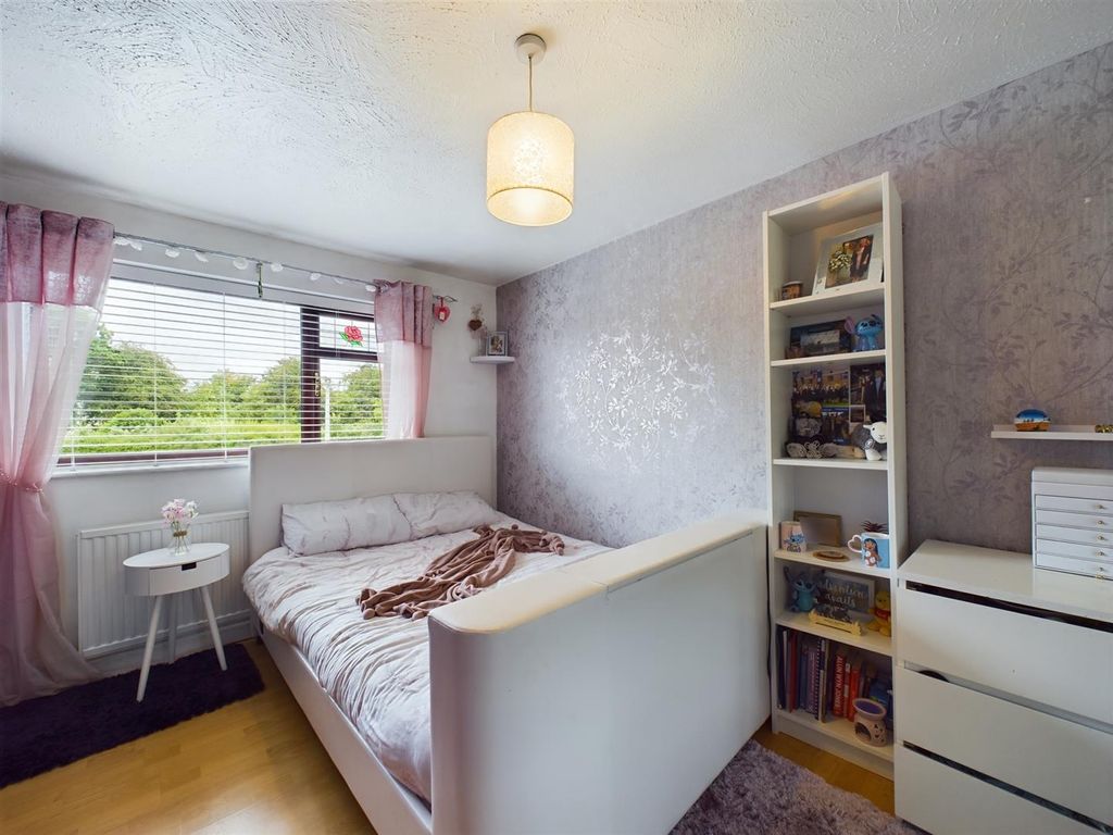 3 bed detached house for sale in Summerfields, Rhostyllen, Wrexham LL14, £270,000