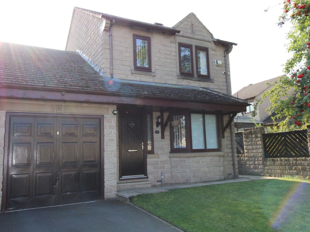 3 bed semi-detached house for sale in Bryanstone Road, Bradford BD4, £195,000