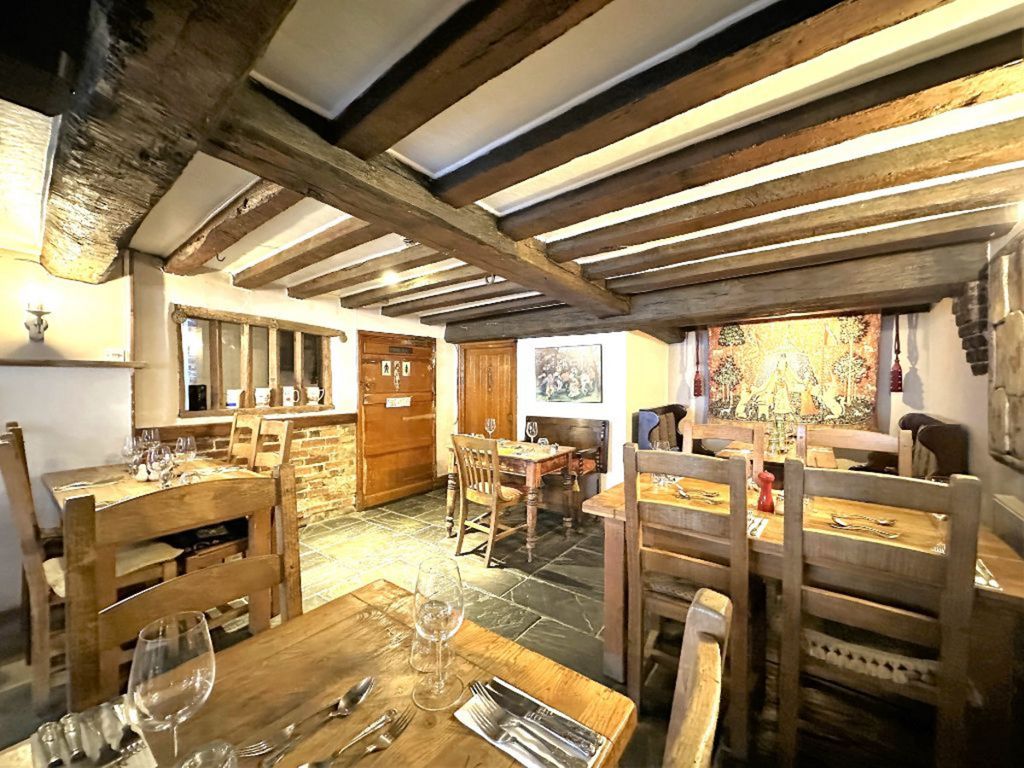 Pub/bar for sale in The Chequers Inn, Ashford TN27, £899,000