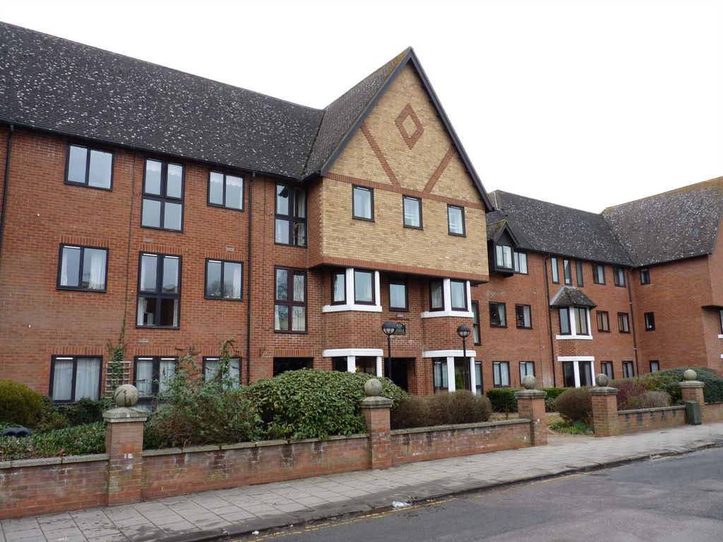 1 bed flat for sale in The Limes, 30-34 Linden Road MK40, £60,000