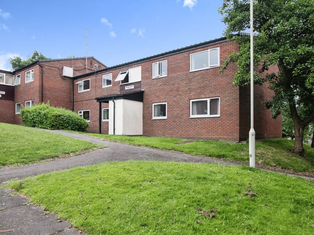 2 bed flat for sale in Peak Drive, Dudley DY3, £100,000