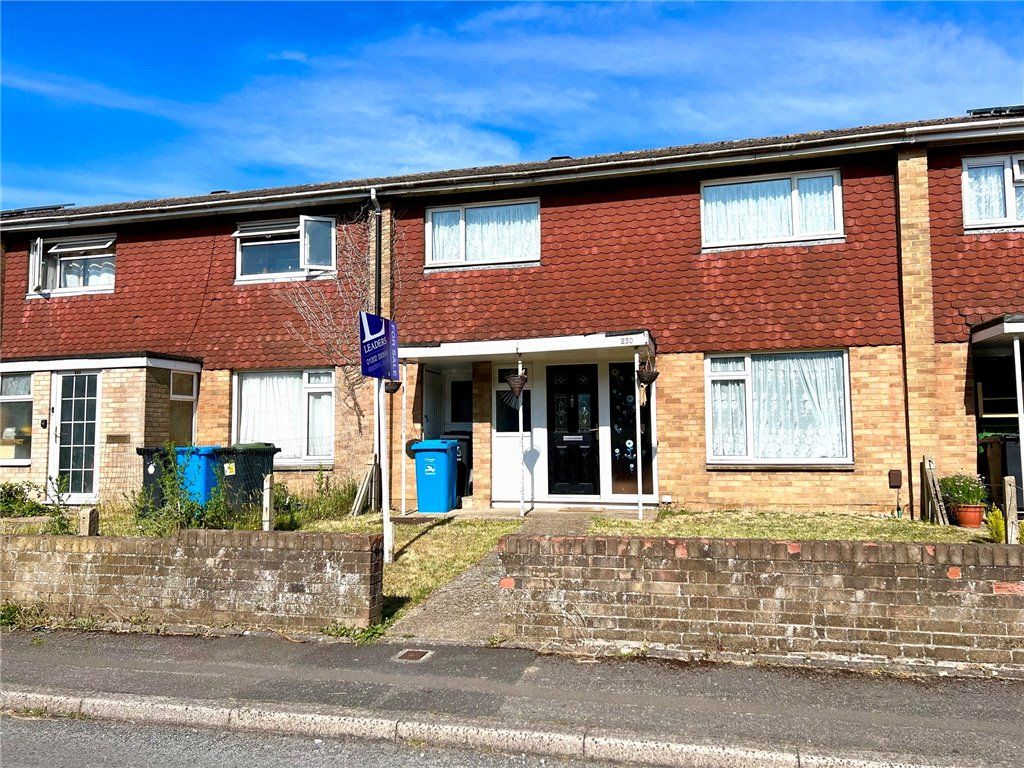 3 bed terraced house for sale in Christopher Crescent, Poole BH15, £260,000