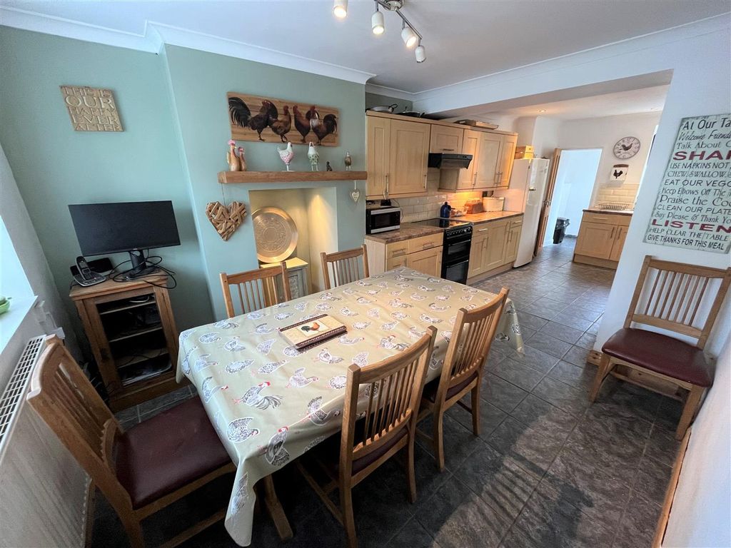 4 bed cottage for sale in Woodside Street, Cinderford GL14, £315,000