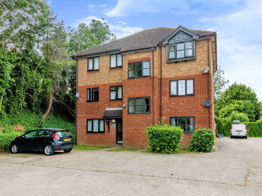 1 bed flat for sale in Brunel Road, Southampton, Hampshire SO15, £135,000