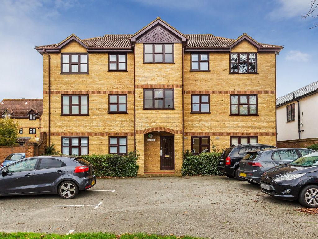 1 bed flat for sale in Adelina Mews, London SW12, £320,000