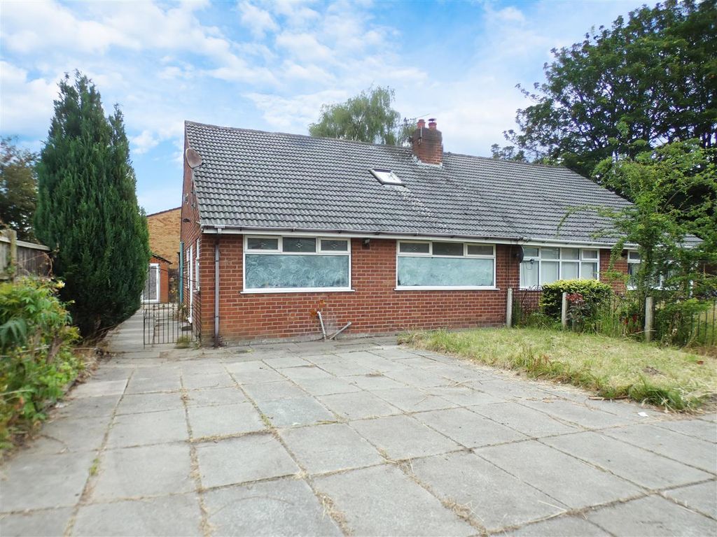 3 bed bungalow for sale in Dinas Lane, Huyton, Liverpool L36, £129,950