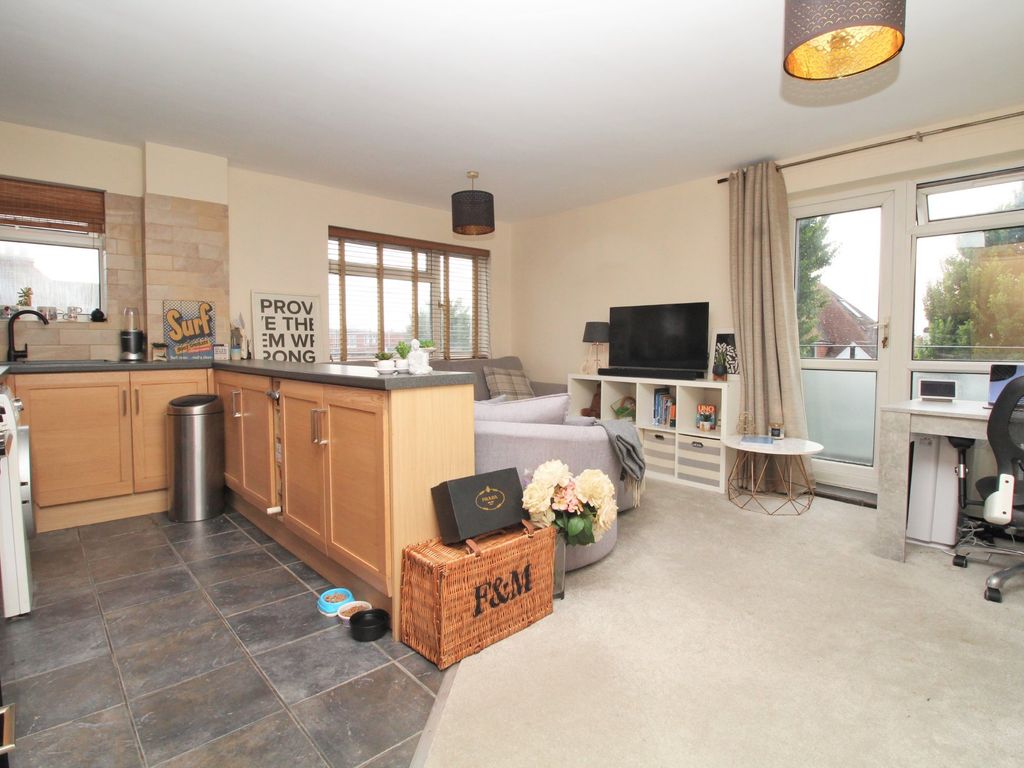 1 bed flat for sale in Windlesham Gardens, Brighton BN1, £230,000