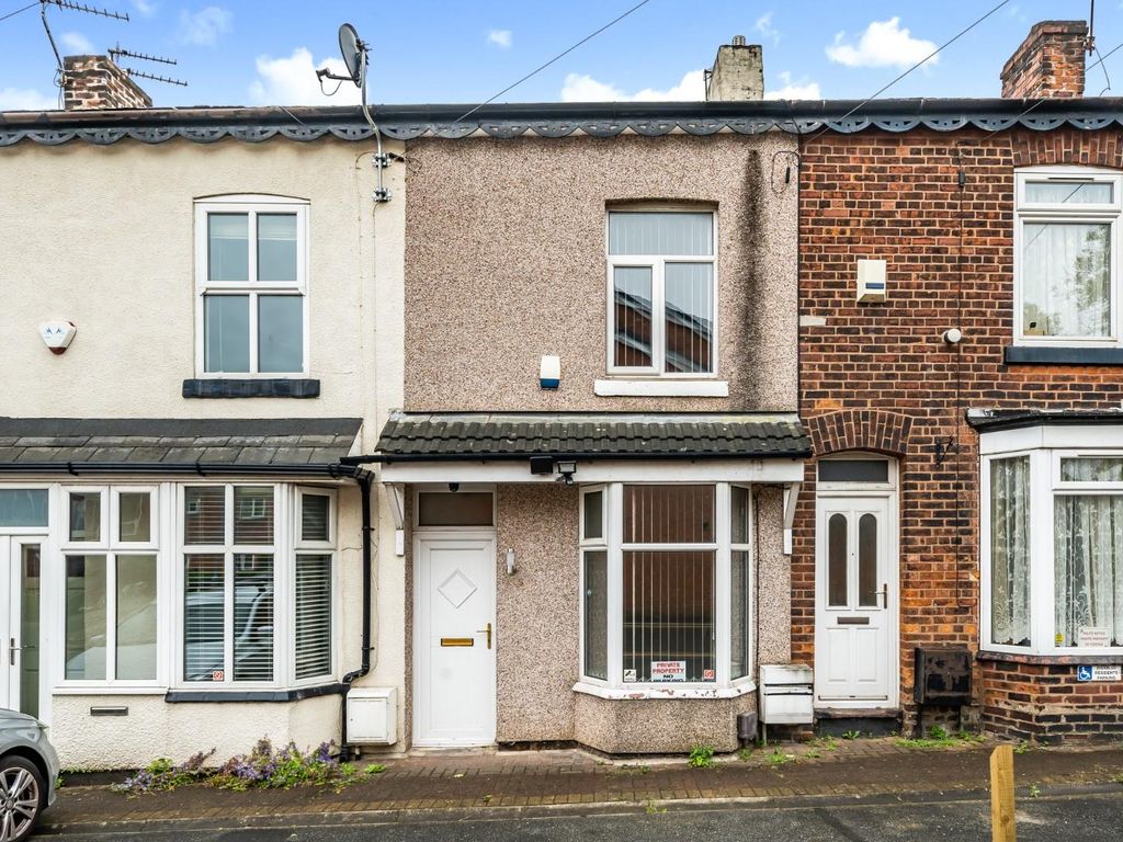 2 bed terraced house for sale in Park Square, Ashton-Under-Lyne OL6, £115,000