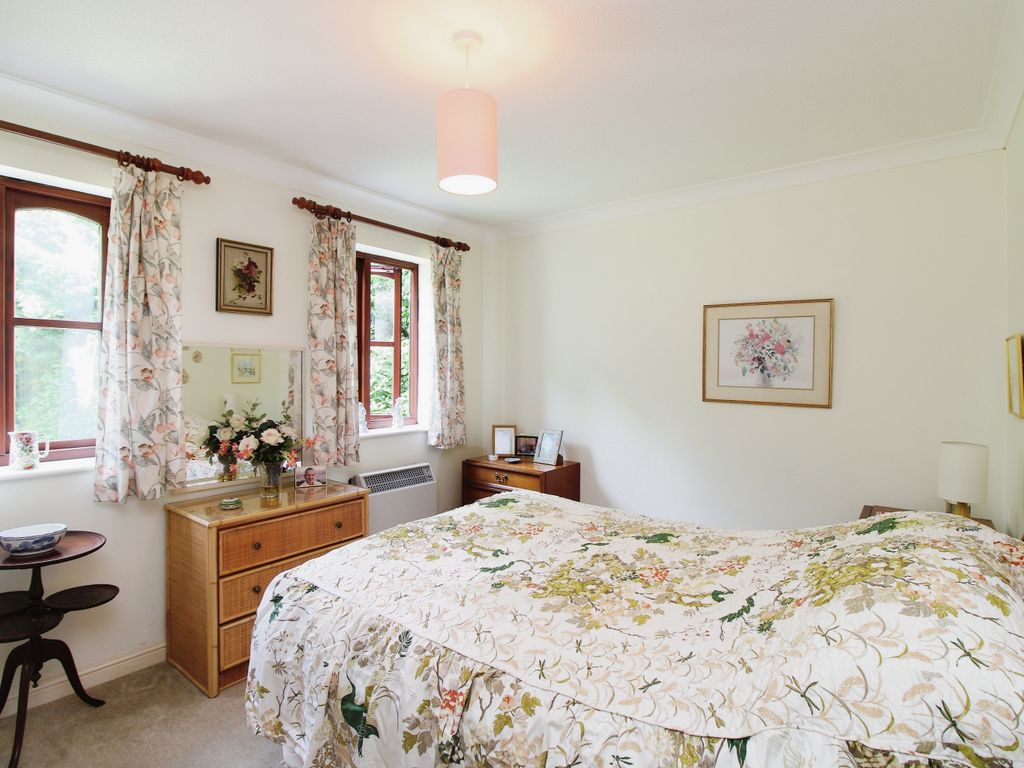 2 bed flat for sale in Spring Meadow, New Road, Midhurst, West Sussex GU29, £210,000