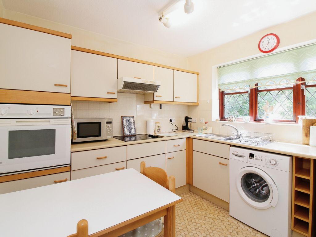 2 bed flat for sale in Spring Meadow, New Road, Midhurst, West Sussex GU29, £210,000
