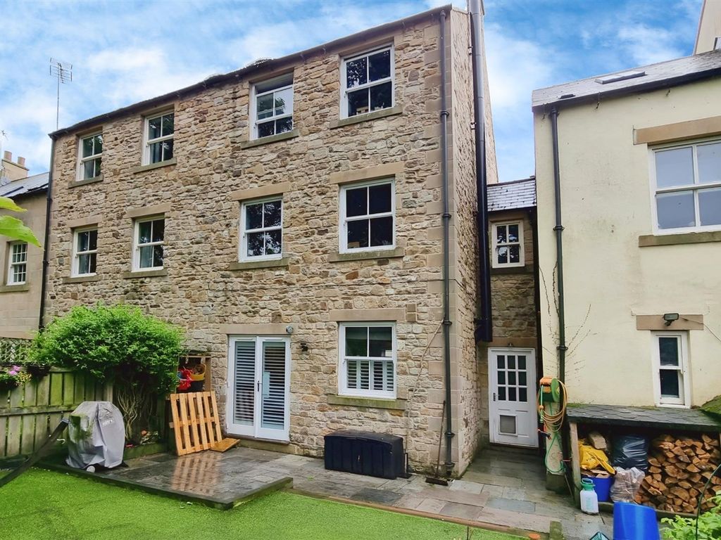 4 bed town house for sale in St. Annes Drive, Wolsingham, Weardale DL13, £320,000