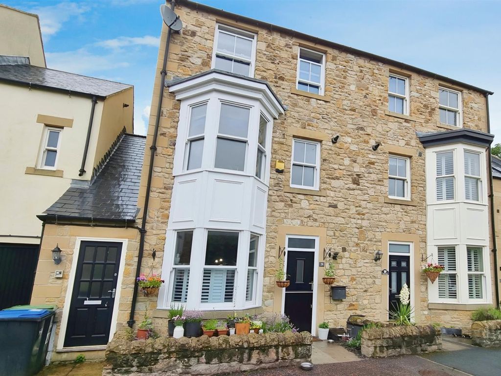 4 bed town house for sale in St. Annes Drive, Wolsingham, Weardale DL13, £320,000