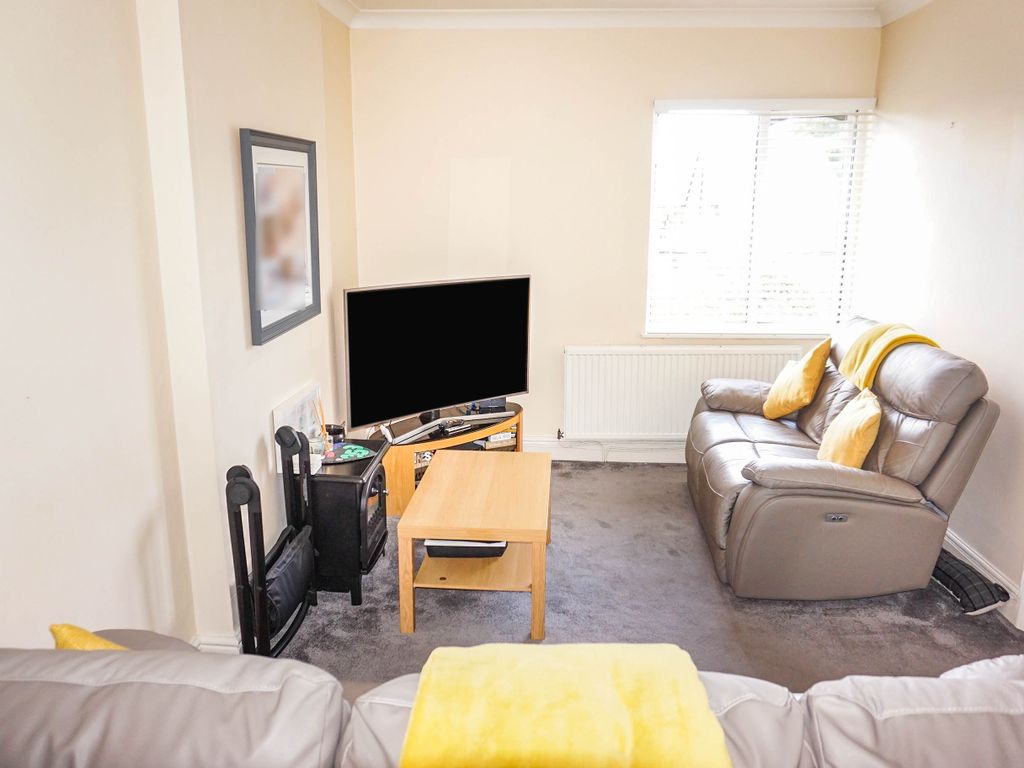 2 bed maisonette for sale in Birmingham Road, Sutton Coldfield B72, £180,000