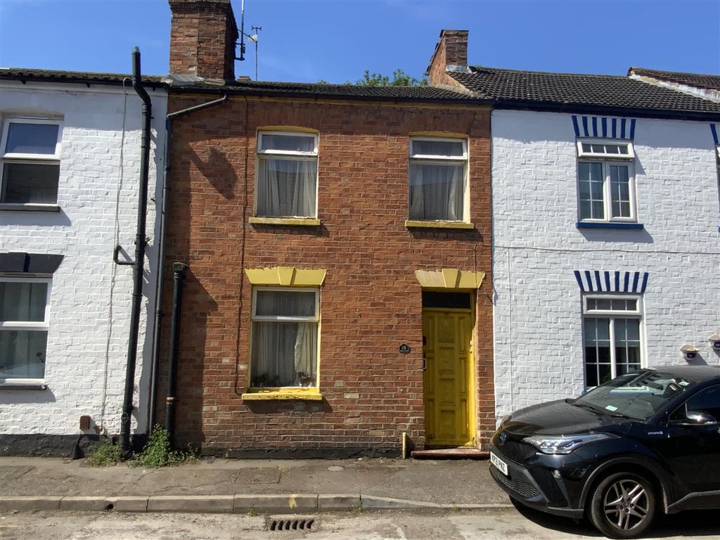 2 bed terraced house for sale in Wallace Street, New Bradwell, Milton Keynes MK13, £200,000
