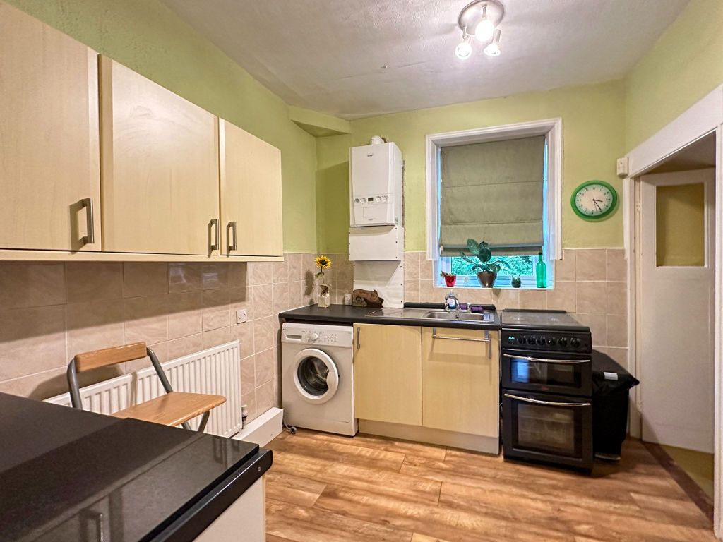 2 bed terraced house for sale in Elm Terrace, Brighouse HD6, £150,000