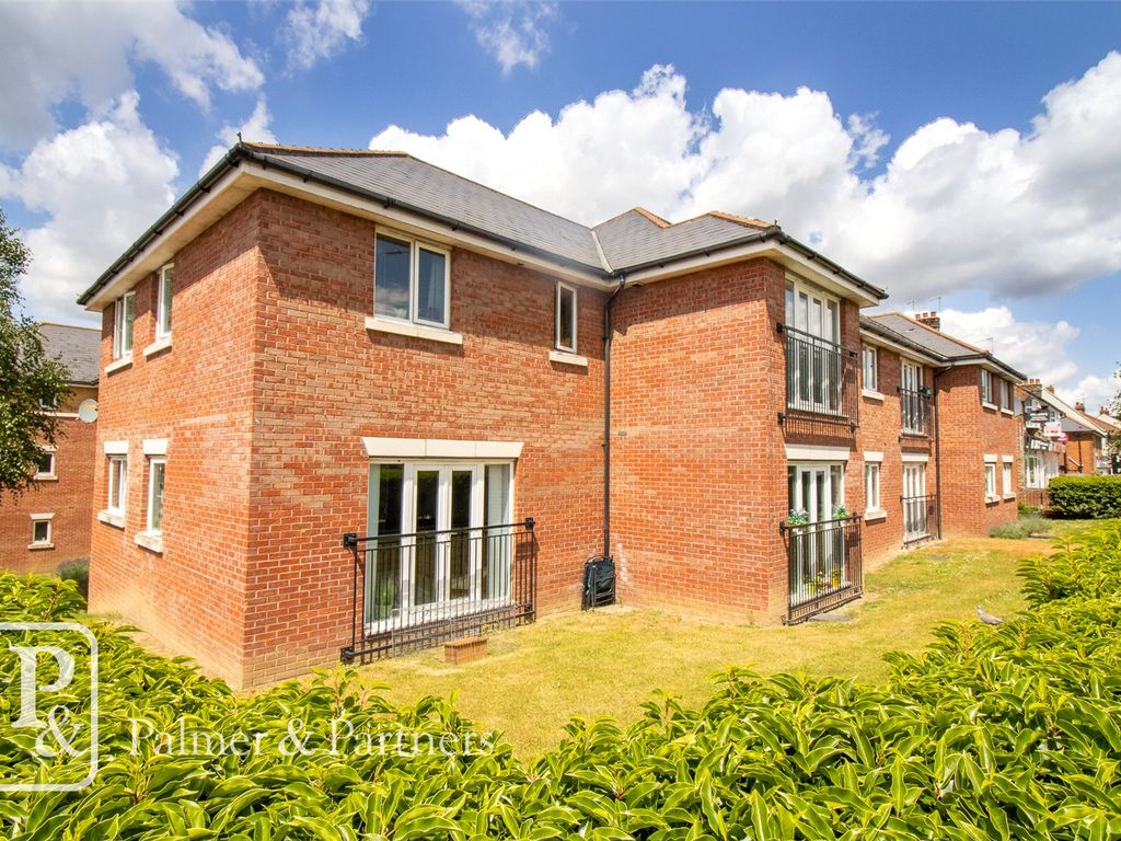 3 bed flat for sale in Ratcliffe Court, Colchester, Essex CO4, £175,000