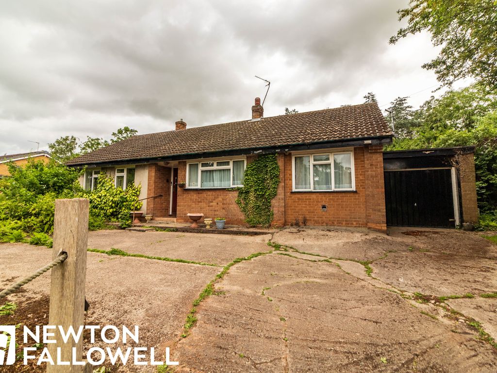 3 bed bungalow for sale in Main Street, Hayton DN22, £280,000