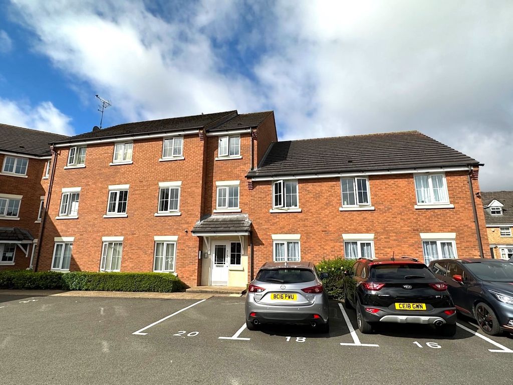 1 bed flat for sale in Gough Drive, Tipton, Wednesbury DY4, £85,000
