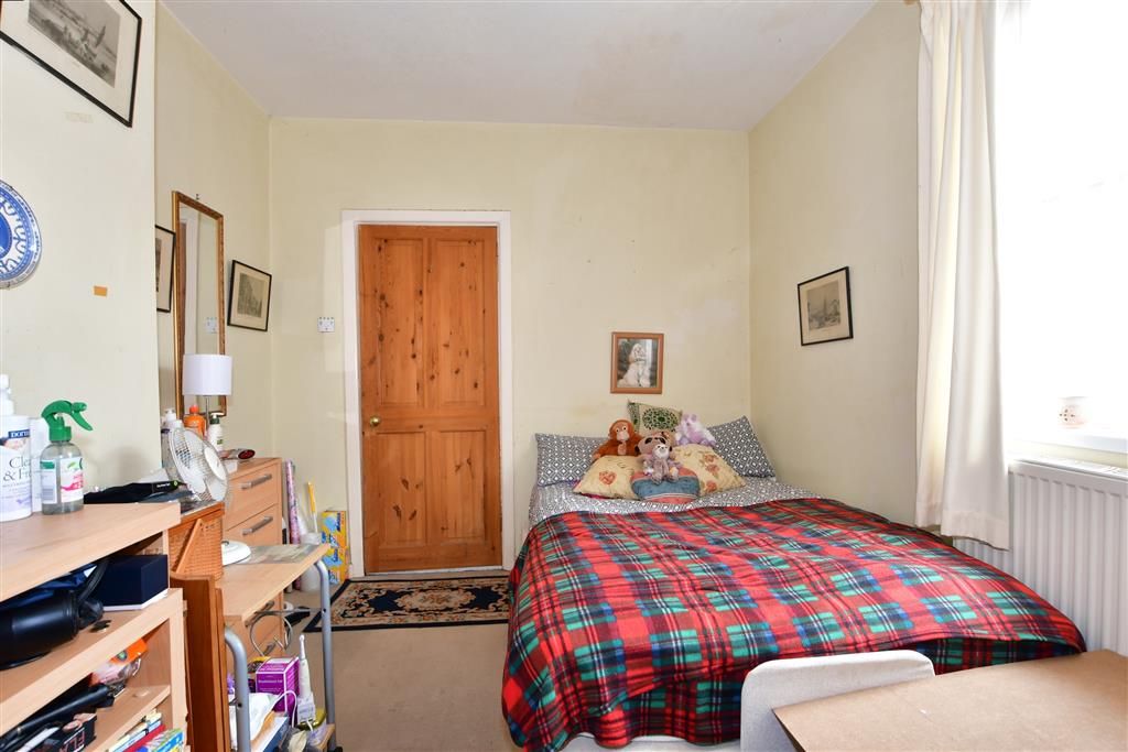 1 bed flat for sale in Laburnum Grove, Portsmouth, Hampshire PO2, £130,000