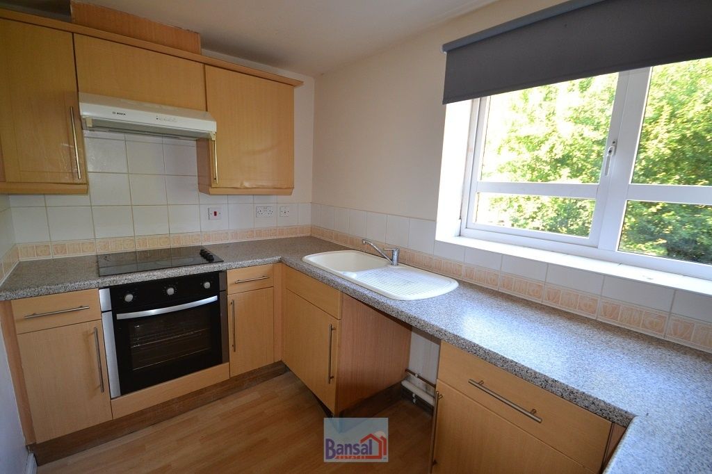 2 bed flat for sale in Seymour House, Sandy Lane, Coventry CV1, £129,950