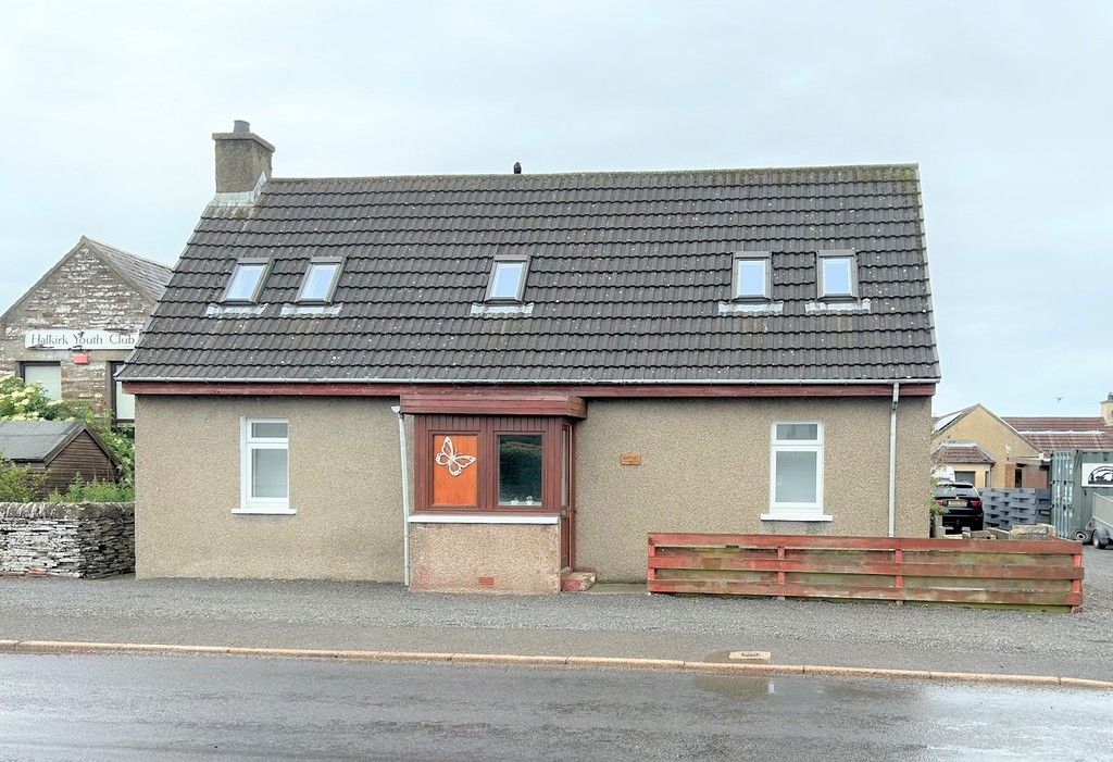 2 bed detached house for sale in Sinclair Street, Halkirk KW12, £130,000
