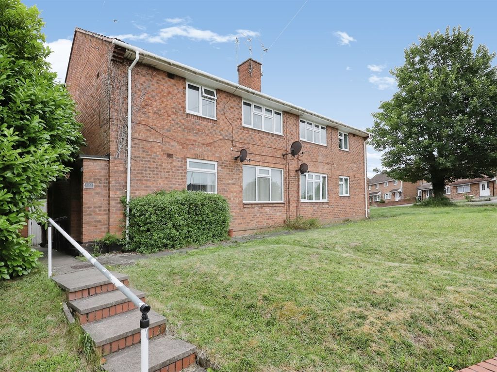 1 bed flat for sale in Westacre Crescent, Finchfield, Wolverhampton WV3, £80,000