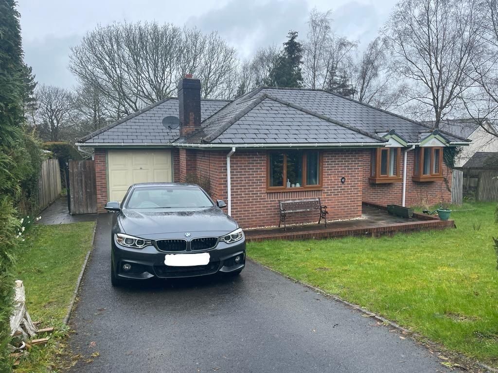 3 bed detached bungalow for sale in Llandrindod Wells, Powys LD1, £290,000