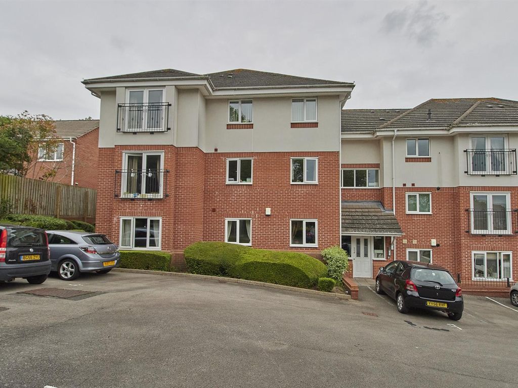 2 bed flat for sale in Peggs Close, Earl Shilton, Leicester LE9, £110,000