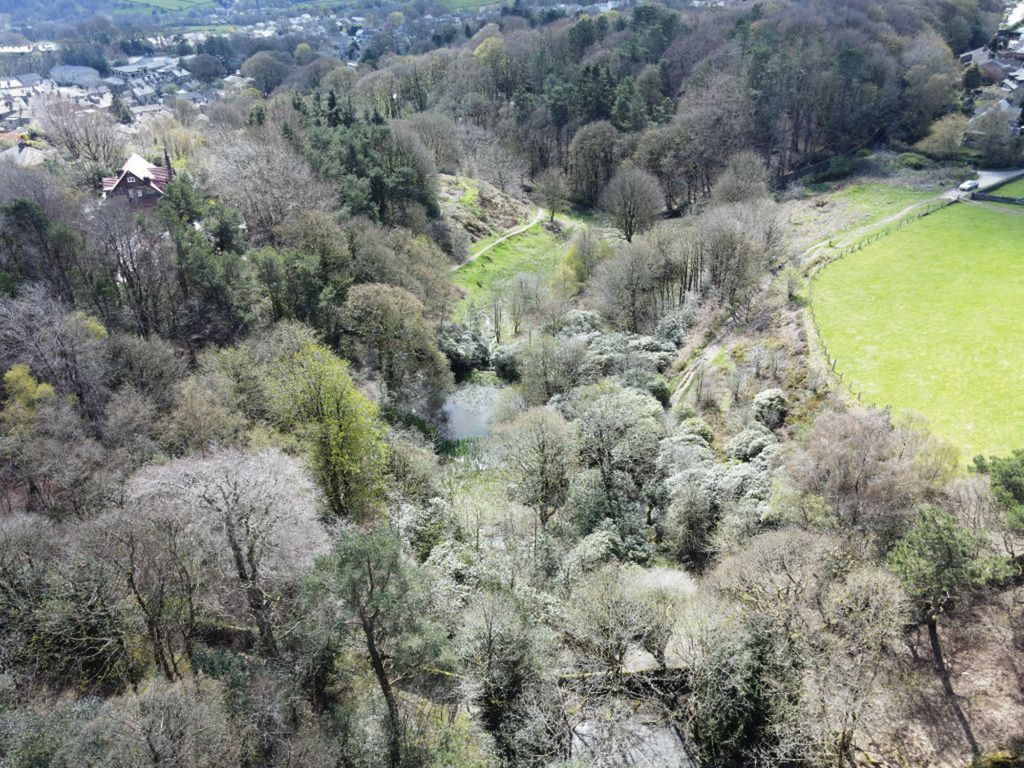 Land for sale in Spring Wells, Keighley BD22, £100,000