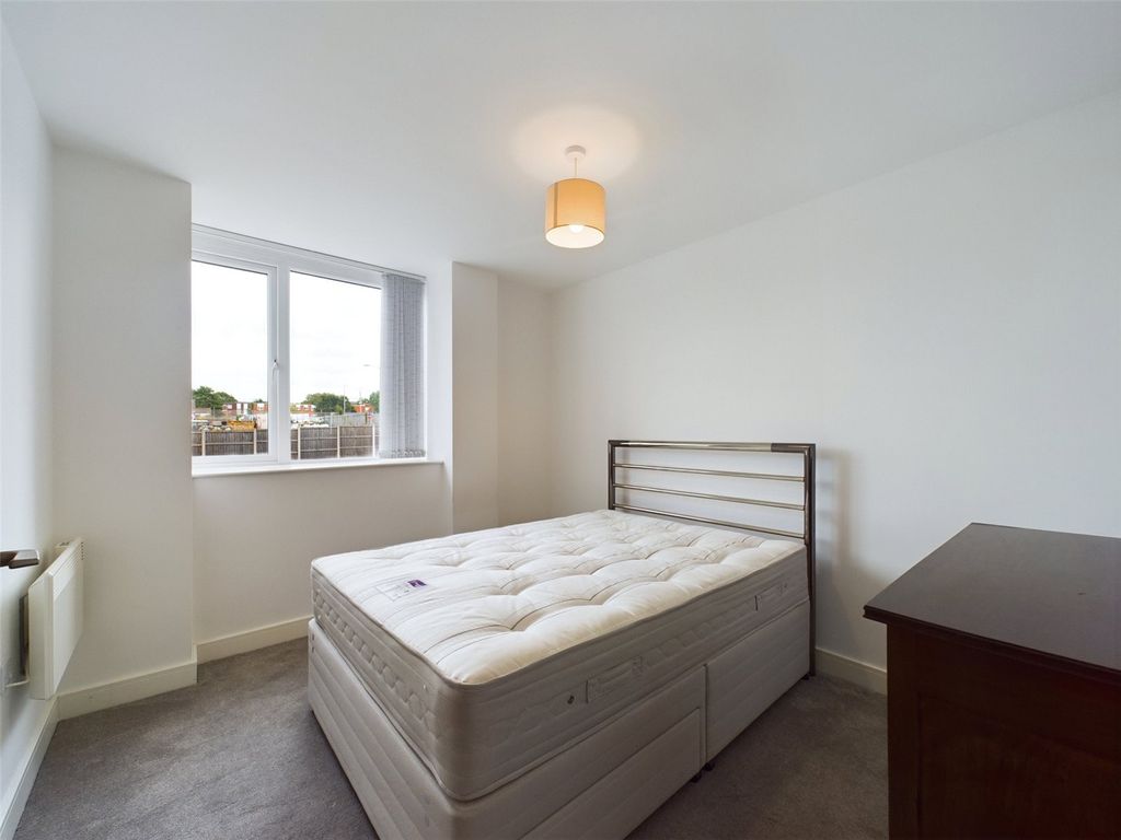 1 bed flat for sale in Blackpole Road, Worcester, Worcestershire WR4, £90,000