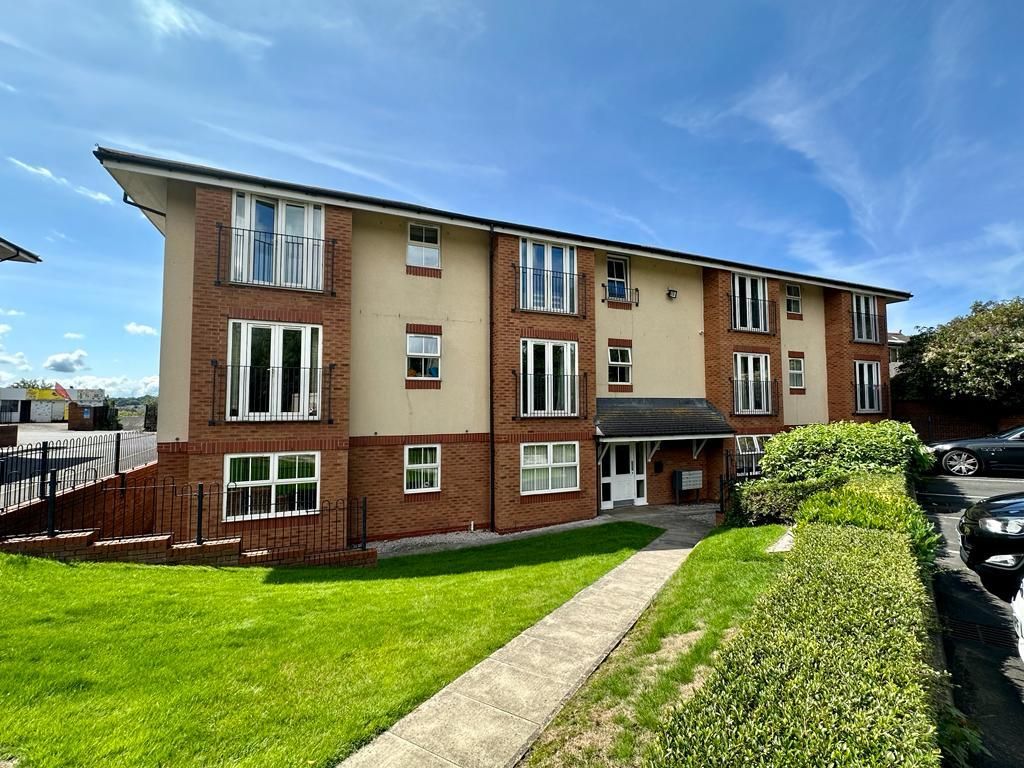2 bed flat for sale in Hillcrest Court, Wallasey CH44, £89,950