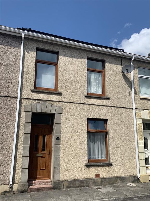 3 bed terraced house for sale in Stanley Street, Llanelli SA15, £140,000