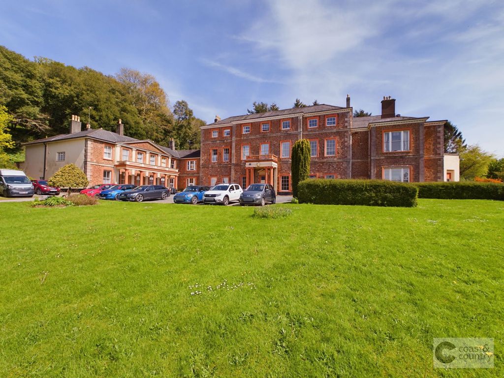 2 bed flat for sale in Haccombe, Newton Abbot TQ12, £140,000