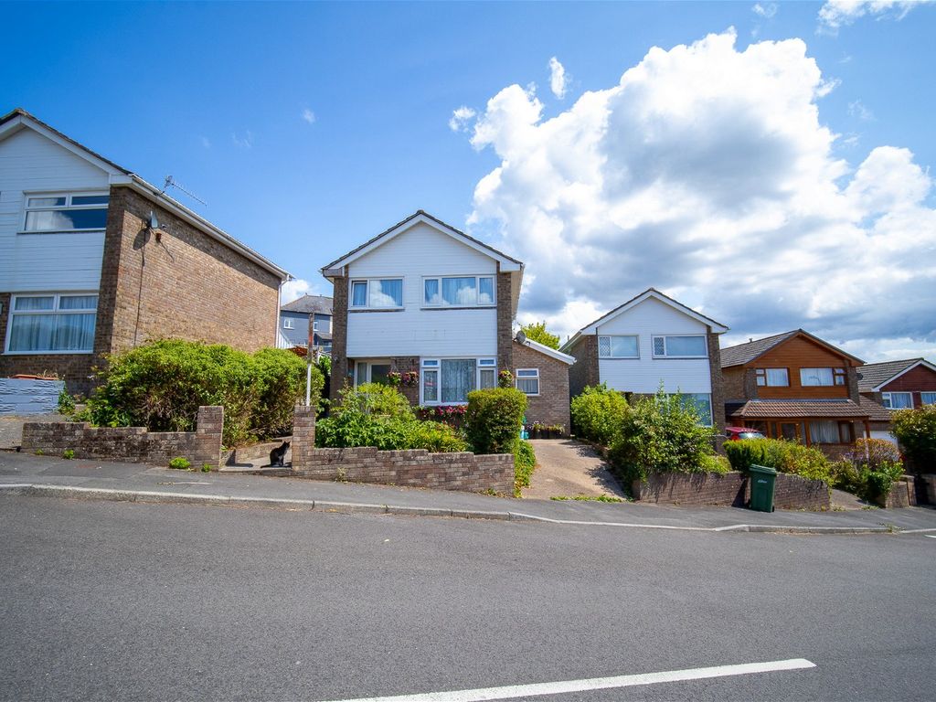 3 bed detached house for sale in Greenacre Drive, Bedwas, Caerphilly CF83, £225,000