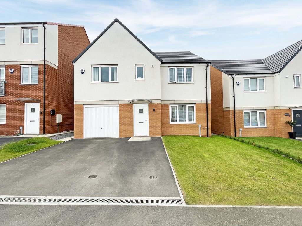 5 bed detached house for sale in Butterstone Avenue, Hartlepool TS24, £294,995
