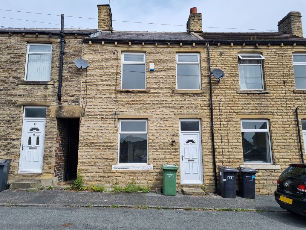 2 bed terraced house for sale in Dyson Street, Dalton, Huddersfield HD5, £75,000