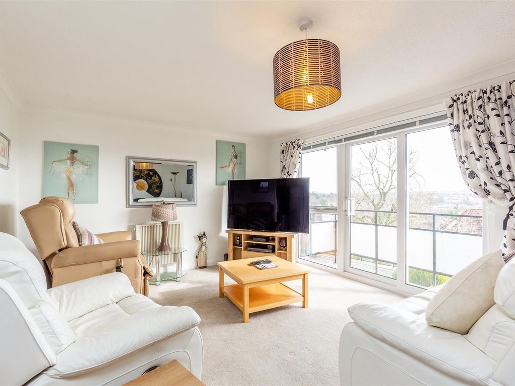 2 bed flat for sale in Stratford Court, Westover Gardens, Westbury On Trym BS9, £259,950