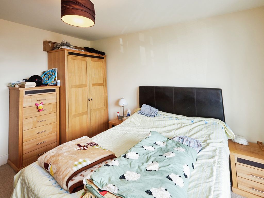 1 bed flat for sale in Langley Walk, Birmingham, West Midlands B15, £145,000