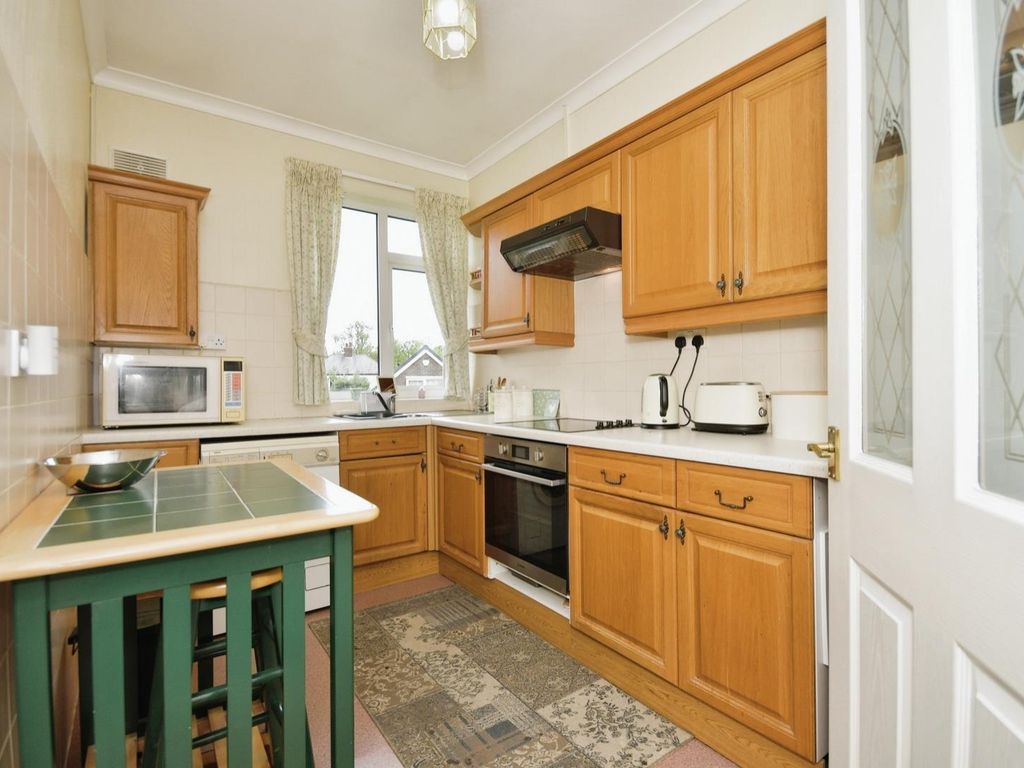 2 bed flat for sale in Abbey Mews, 123 Dalewood Road, Beauchief, Sheffield S8, £160,000