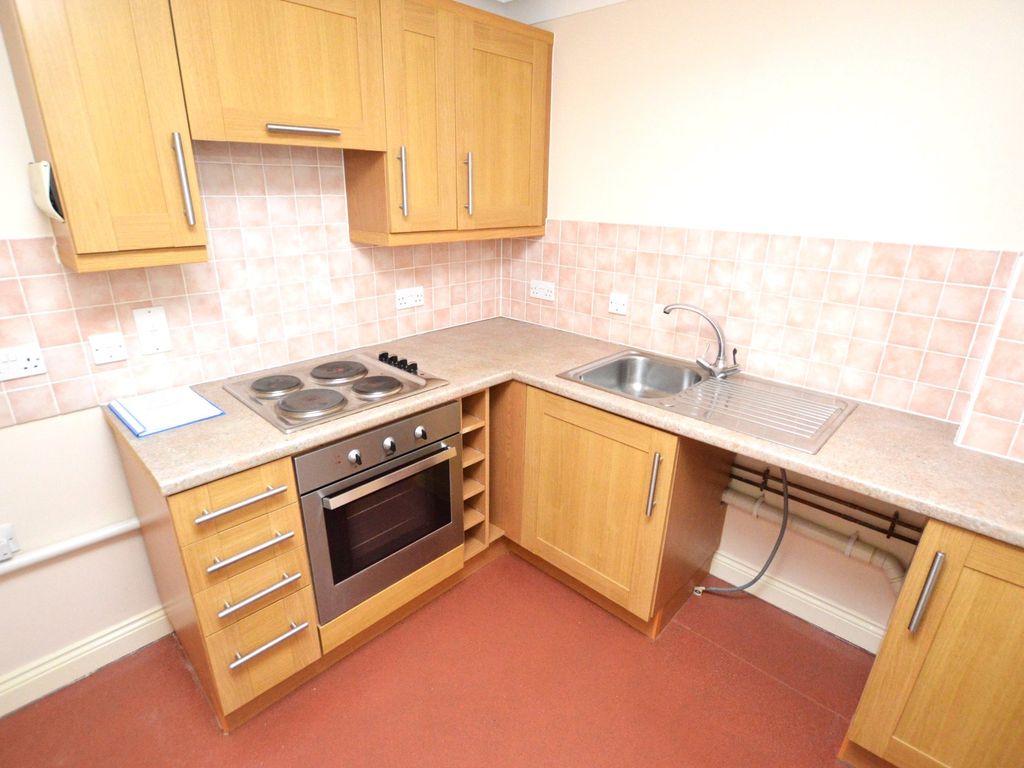 1 bed flat for sale in Liskeard Road, Saltash, Cornwall PL12, £67,500